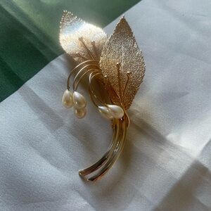 Vintage Horn Pearl Drop Brooch | Gold Filigree Leaf Pin